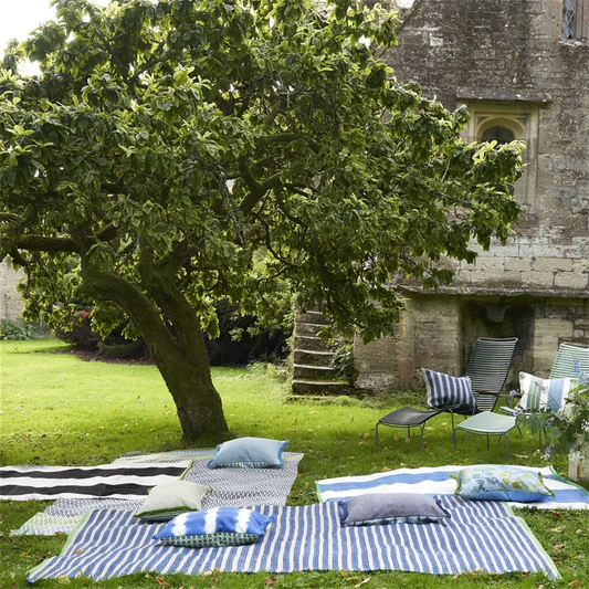 RUG OUTDOOR MUARA COBALT by Designers Guild