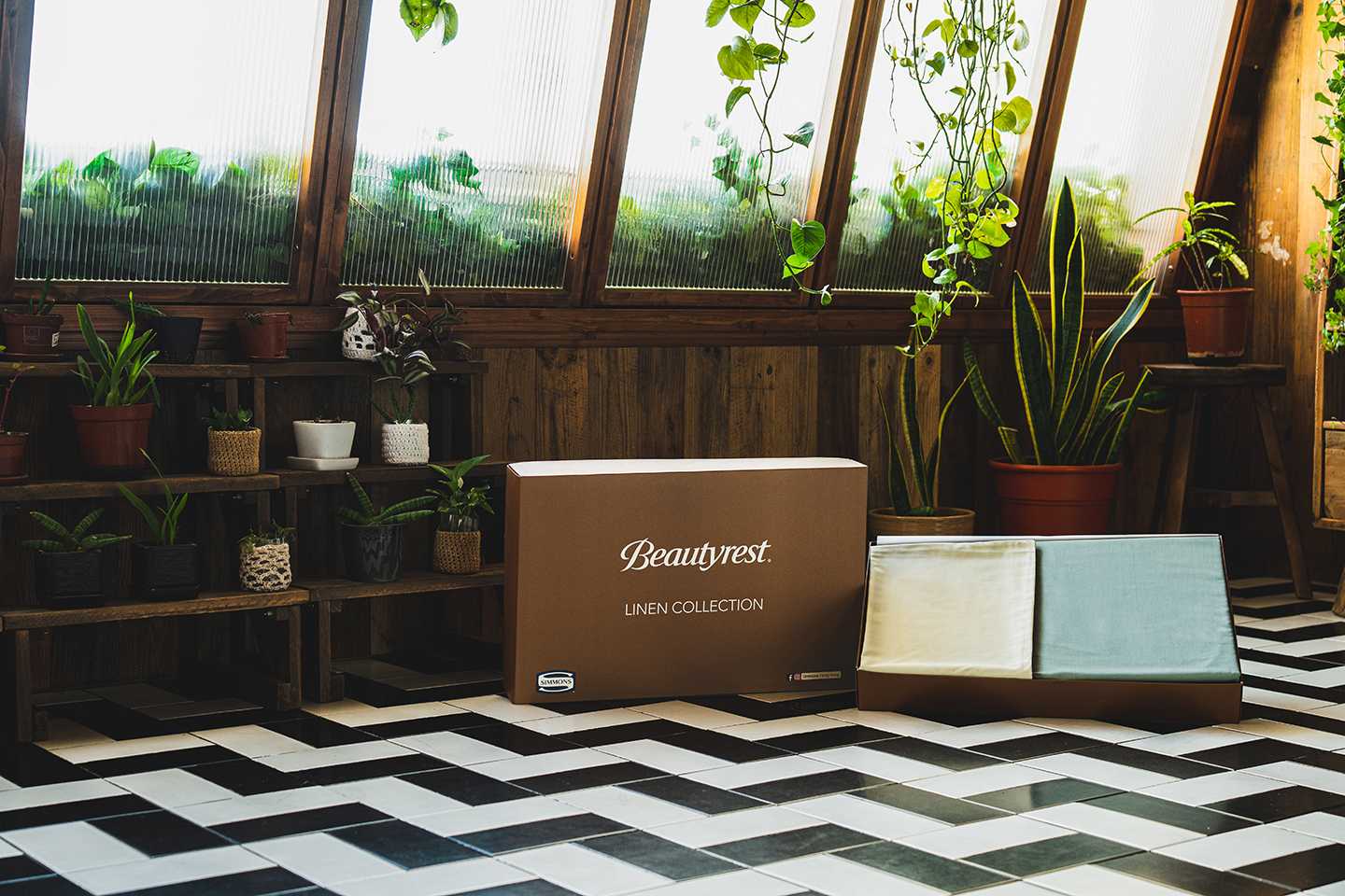 SIMMONS Bed Linen Set (3 part Set) GREEN + Stone