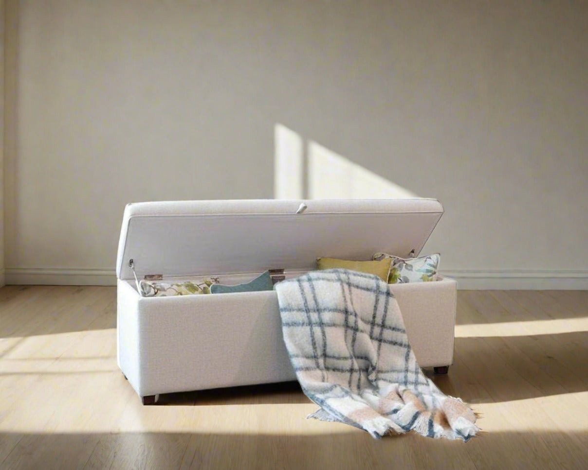 Antonio Storage Trunk & Sitting Bench