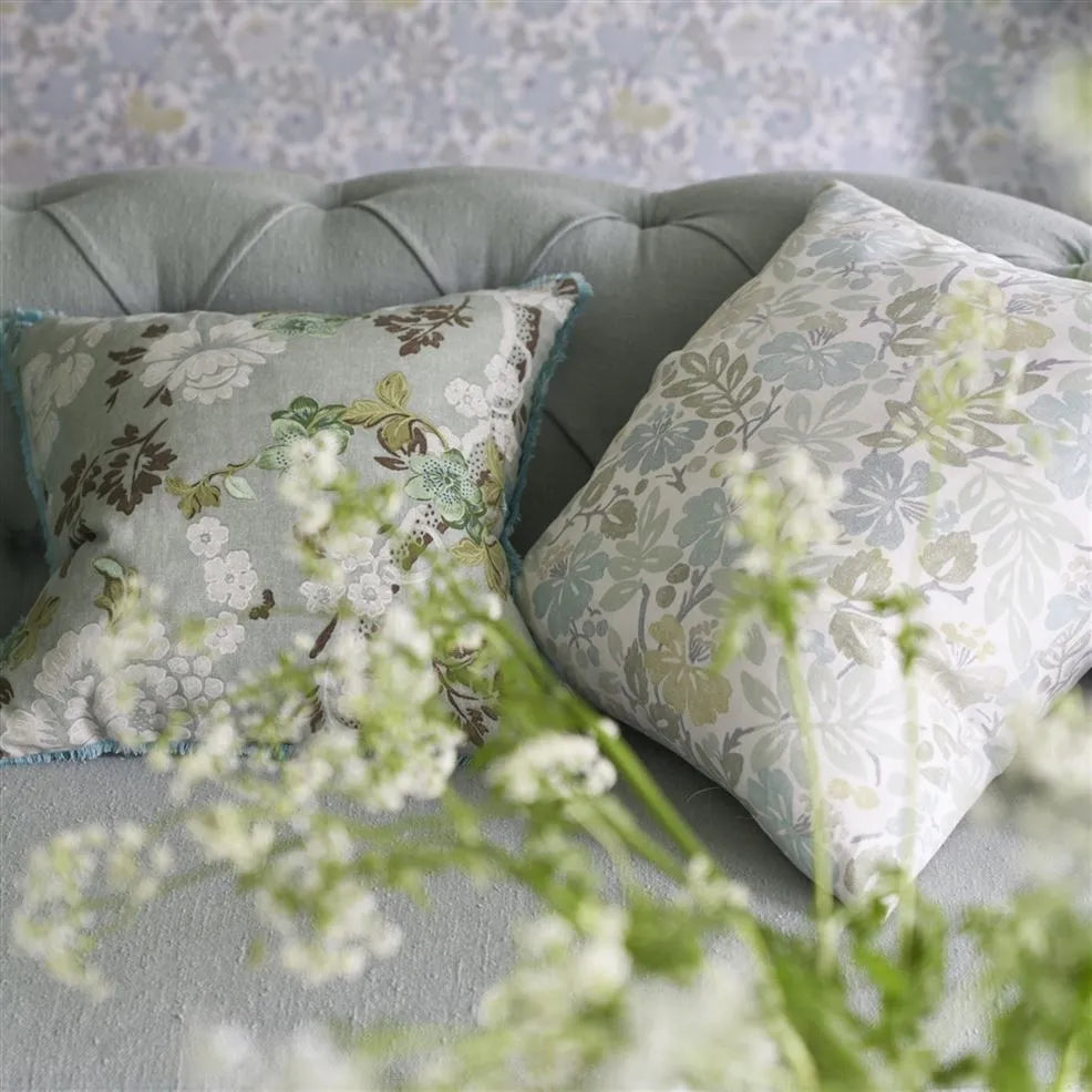 Cushion EAGLE HOUSE DAMASK SEAGRASS by English Heritage